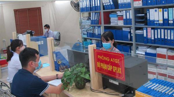 Tổ chức, cá nhân có thể phản ánh, kiến nghị sự không phù hợp với thực tế của quy định hành chính về giao thông vận tải Tổ chức, cá nhân có thể phản ánh, kiến nghị sự không phù hợp với thực tế của quy định hành chính về giao thông vận tải